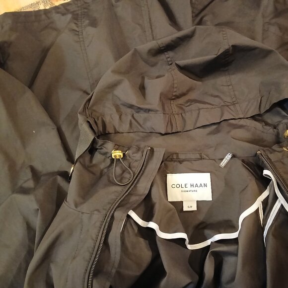 COLE HAAN Signature Black Lightweight Travel Jacket SP - Like New - Picture 9 of 16